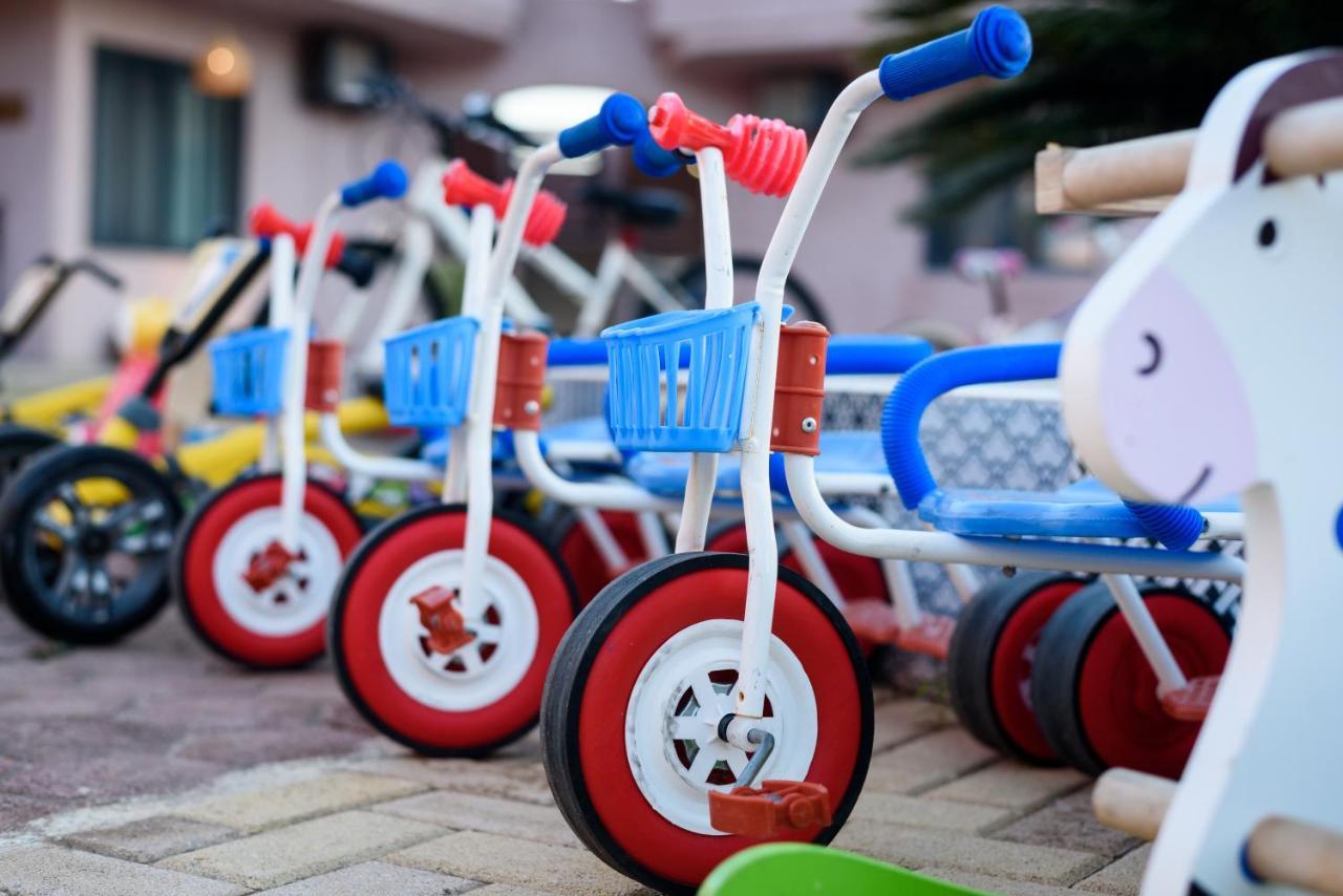 Stavrós Paradisio Baby & Kinder Hotel المظهر الخارجي الصورة